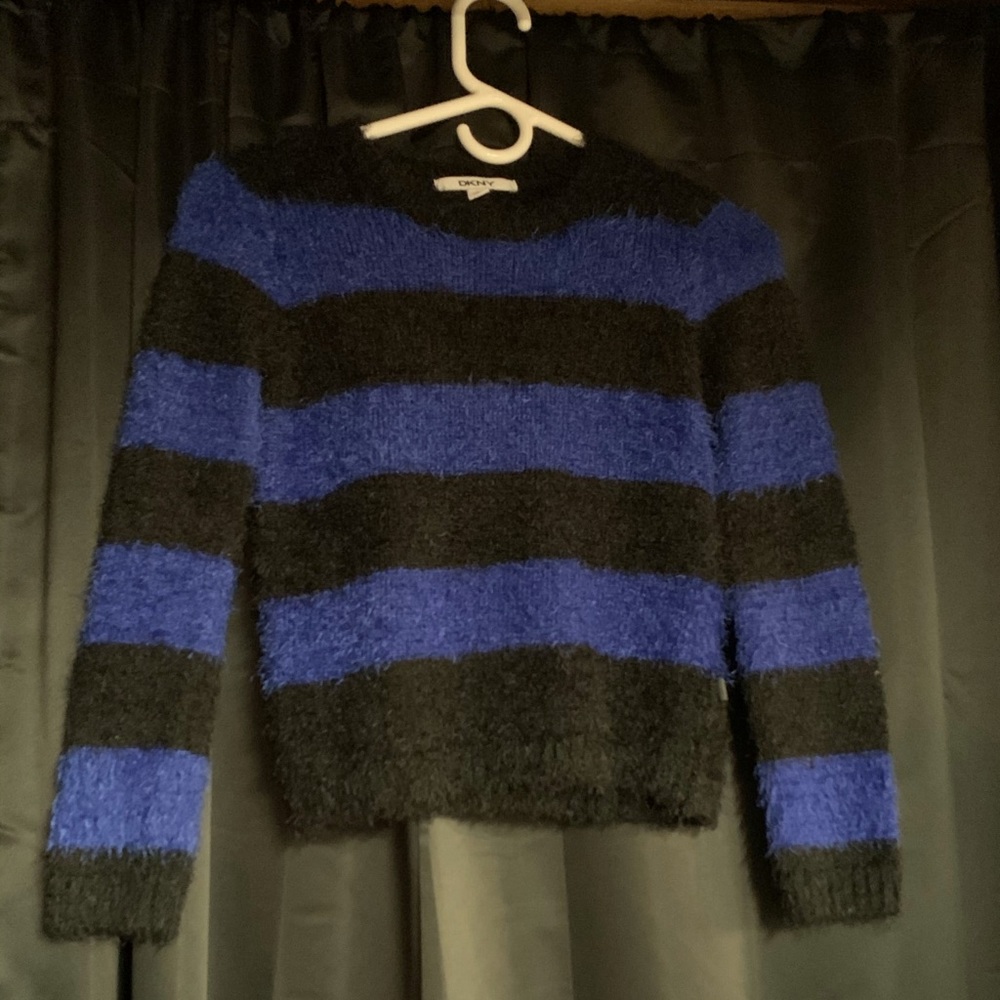 Dkny girls sweater